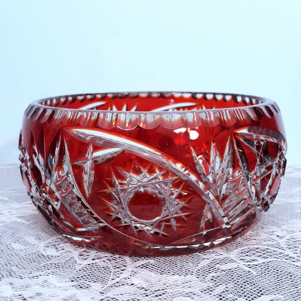 Large Ruby Red Cut to Clear Crystal Glass Centerpiece Bowl for Entertaining